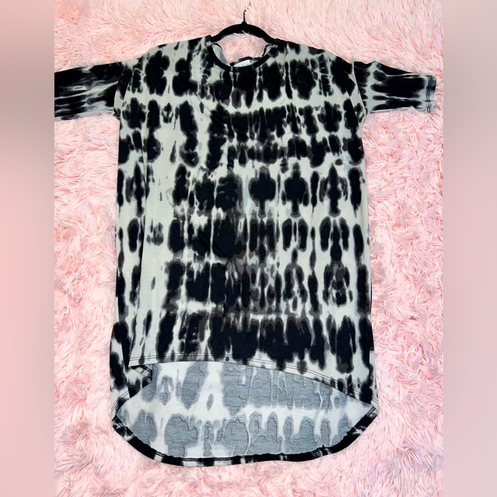 LuLaRoe Tie Dye Unicorn Irma Top - Picture 2 of 4